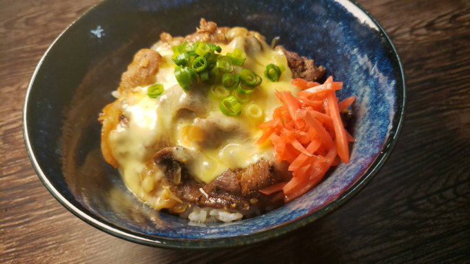 世界一簡単で旨いチーズ牛丼 料理研究家リュウジのバズレシピ Com